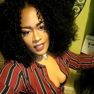 Meet your Posher, Melissa pebbles